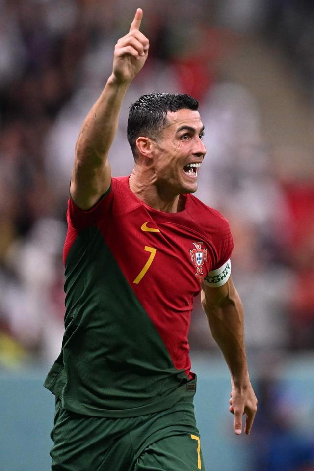 学巴萨？法媒：巴黎雇水军攻击自家球员 姆巴佩震怒