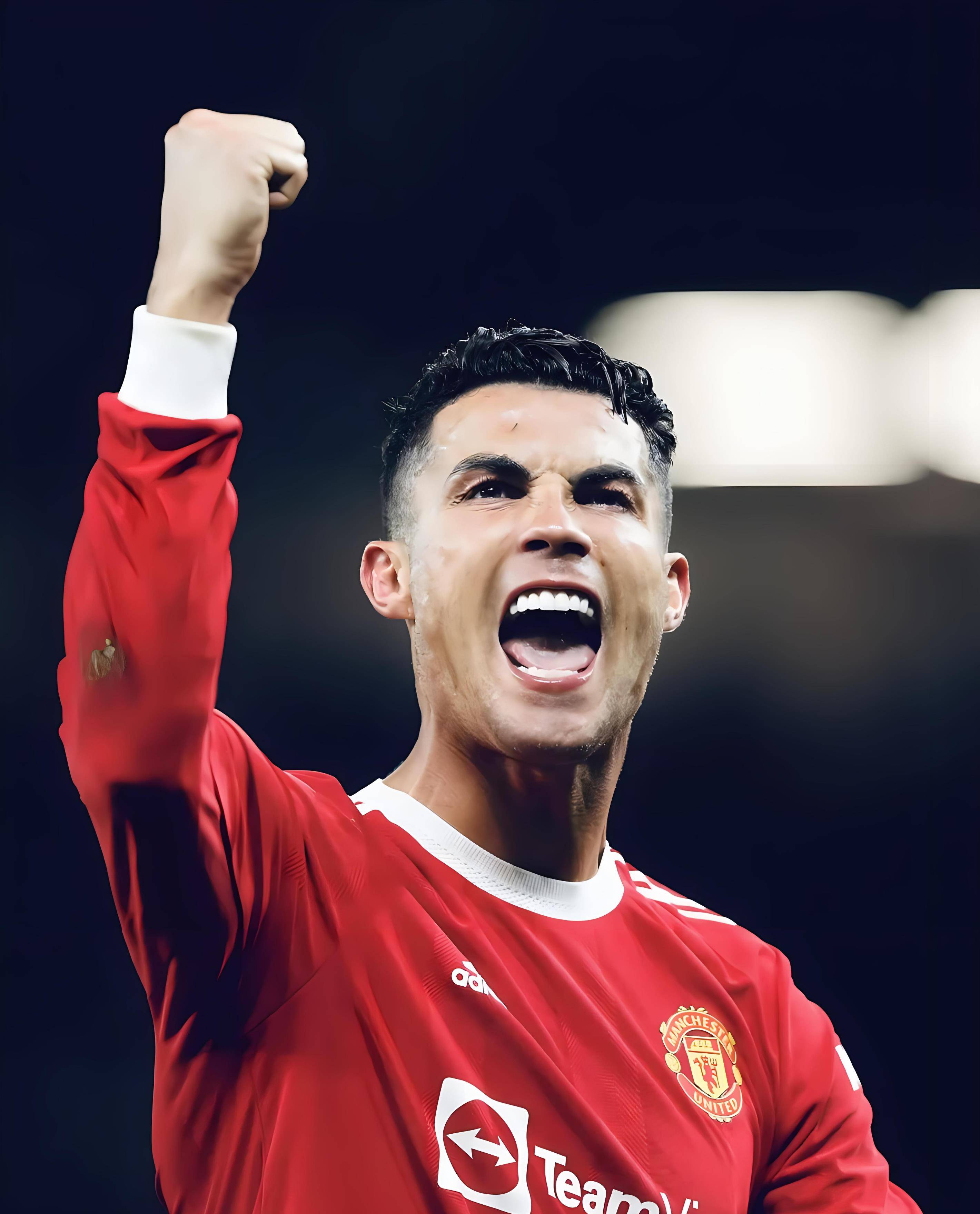 利物浦首秀赛季五项赛事有进球，埃基蒂克成队史第一