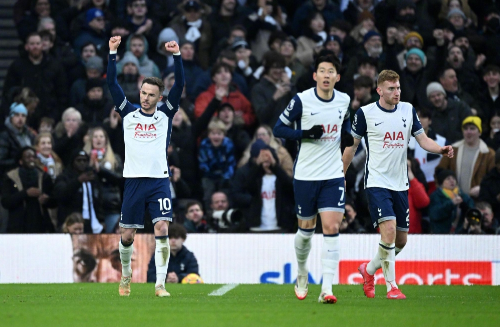 狂轰50分，爆砍42分！从鱼腩晋升夺冠热门，NBA被低估的球星诞生