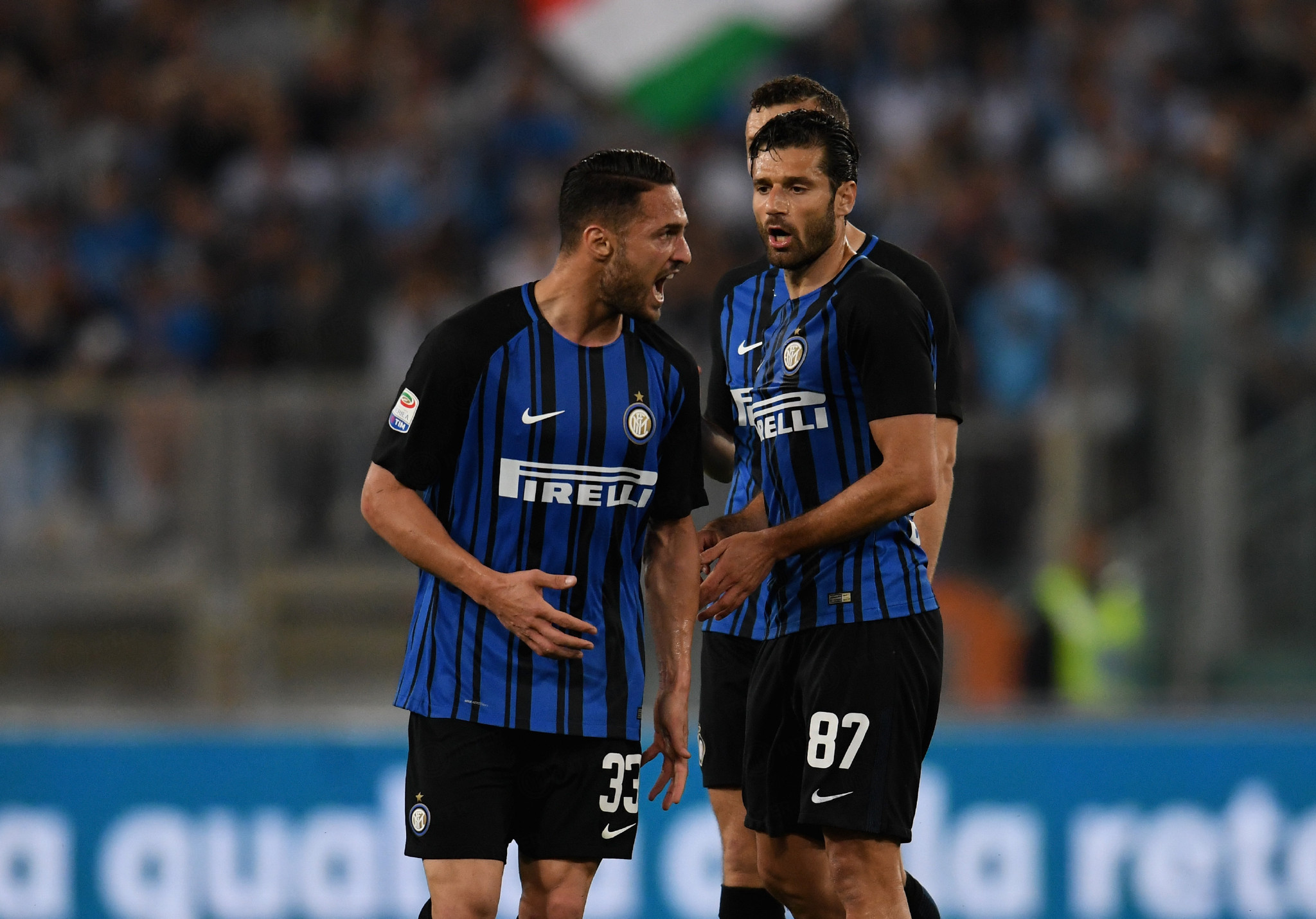 回声报：格伊接近转会曼城后，红军潜在后卫引援