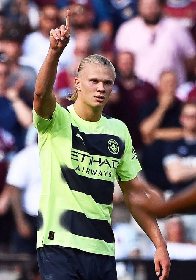 内维尔：利物浦仍能获得欧冠资格，但难以达到上赛季的高度