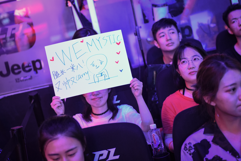 mezii ： ＂获胜从未感到无聊＂